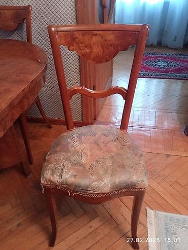 Qonaq otağı üçün, Açılan, Oval masa, 6 stul