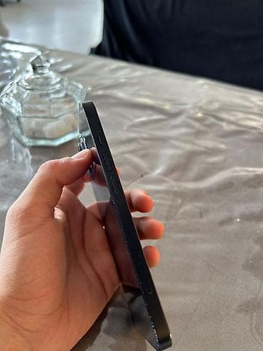 ipone 13 sade: IPhone 13, 128 GB, Midnight, Simsiz şarj, Face ID, Sənədlərlə — 3