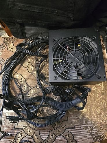 rtx 3060: Qida bloku 700 W, İşlənmiş — 3