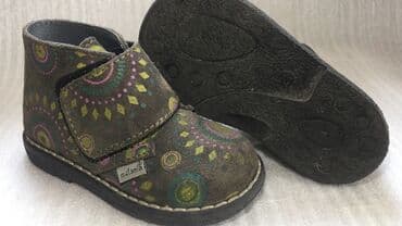 2-3 yashli uwaga hedden artiq rahat. Hech bir defekti yoxdur tezeden