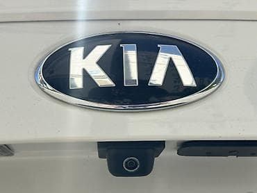 vita avto: Kia Forte: 2 l | 2017 il Sedan — 7