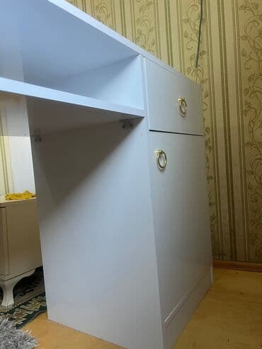 Kompüter masası, MDF