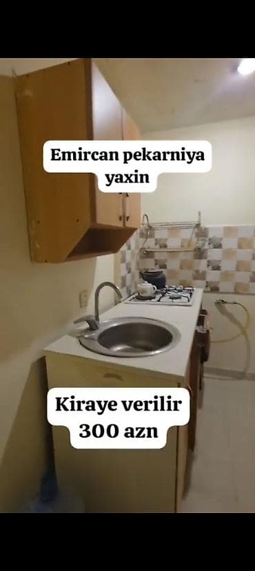emircan: Kirayə verilir Ayrıca olan ev 🏠 Addelni 2otaqlı Balaca həyəti var — 3