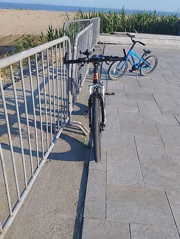 peredok velosiped: Velosiped yaxşı vəziyyətdədir.Bir problemi skorus və Tormuzu — 3