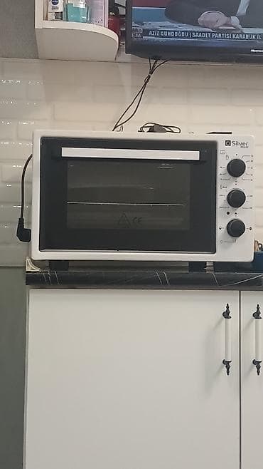 electron: Silver Delux mini elektrik soba - Rəng: ağ/gövdə, qara şüşə qapı - Ön — 2
