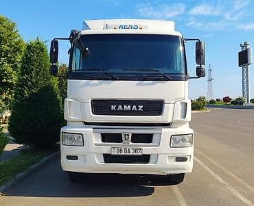 kamaz yevro: Kamaz 65206 6x4 ili 2018 və prisep samasval 2019 satılır. Hər ikisi — 4