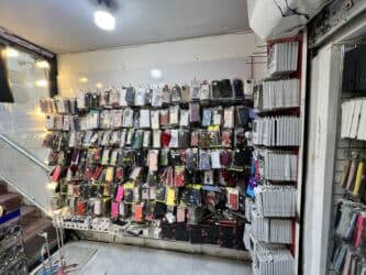 Biznes üçün program təminatı: Azadliq metrosunun cixişi telefon aksesuarina aid her bir şey var — 4