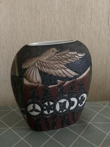 xrustal vaz: Bir vaza, Keramika — 1