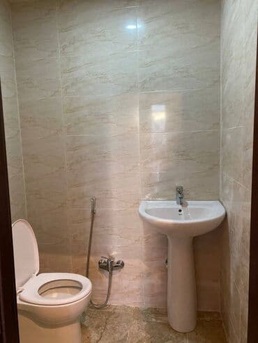 7 mikrorayon: Yasamal rayonu,Asan xidmətin arxasında,Mida yaşayış kompleksində,3 — 6