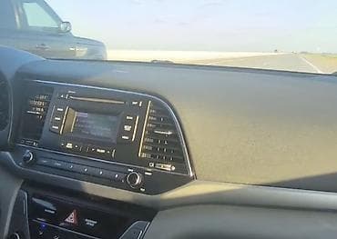 Мониторы: Hyundai Elantra 2018 Amerikadan gəlib üstündən çıxma manitor heç bir — 2