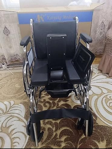 tibbi avadanliqlarin satisi: Sanitar əlil arabası satılır. Təzədir işlənməyib. Altında ayaq yolu — 4