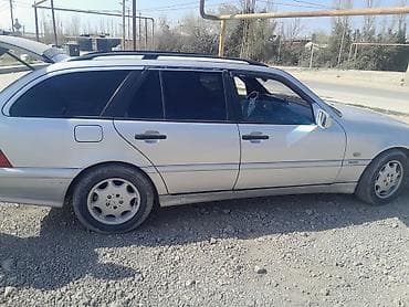 xrom kalpak: Mercedes-Benz C-Seriya Universal (W202) – gümüşü rəngdə, stansiyon — 3