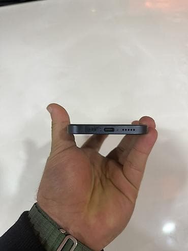 kamera kredit: IPhone 16e, 128 GB, Qara — 2