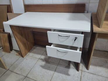 uşaq ucun yazı masası: Yeni, İşçi üçün, Dördbucaq masa — 5
