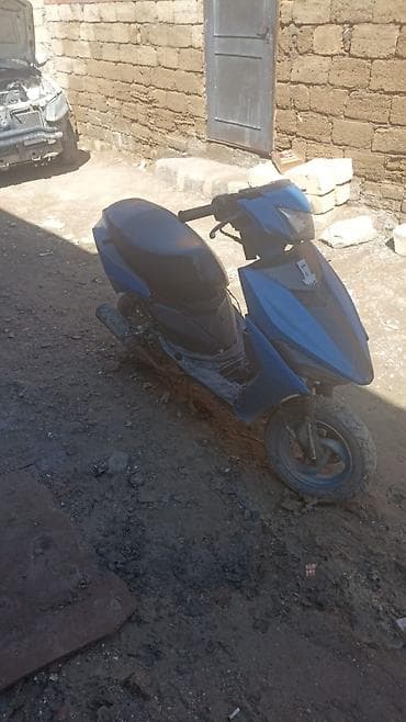 elekdirikli sukutur: Moon brand 80 sm3 — 2