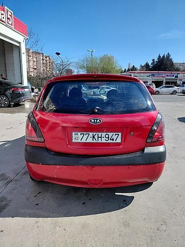 kia rio 2005: Kia Rio: 1.4 l | 2005 il Hetçbek — 1