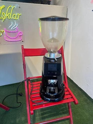 мини бар холодильник: Peşəkar espresso avadanlığı dəsti Tərkib: - 2 qollu, ikili qazanlı — 2