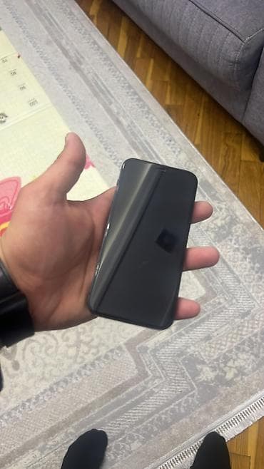 128 GB, Jet Black, Face ID — 1