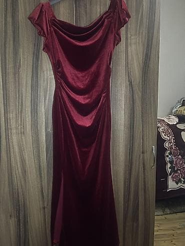 Qırmızı məxməri uzun ziyafət geyimi - Material: yumşaq, parıltılı — 2