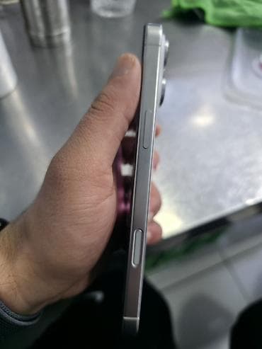 iphone 16 adapter original: IPhone 16 Pro Max, 256 GB, Ağ, Face ID — 5