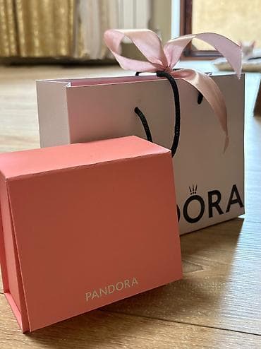 orjinal saat: Orginal pandoradi saytda qiymeti 185manatdir resmi magazada yeni — 3