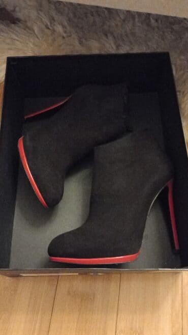 qiz ucun botlar: Ölçü: 38, rəng - Qırmızı, Yeni — 2