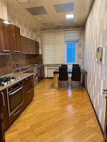 xacmaz ev satilir: VASİTƏÇİLƏR NARAHAT ETMƏSİN. YALNIZ TƏK XANIM AXTARILIR . Ailələr — 7