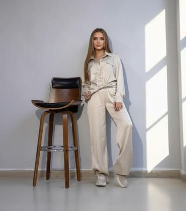 kostyum qadin: 40 azn dest 1 saat evde geylib sekil cekilib 80 alnib . Razmer s/m/L — 1