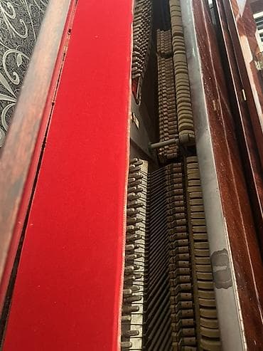 gitara sim: Belarus upright pianino - Marka/model: “Belarus” (upright pianino) - — 3