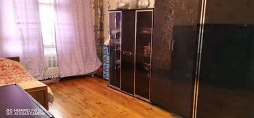 sibrizdə evlərin qiyməti: Bakı, Yeni Günəşli Massiv D, 4 otaqlı, Köhnə tikili, 100 kv. m — 6