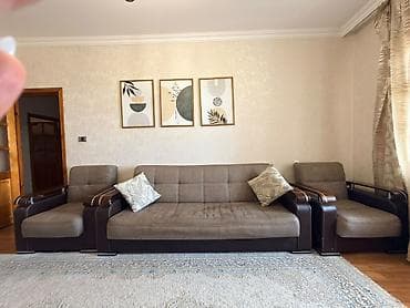 Tecili satilir. Kreslo divan acilir hamisinda baza var. Uzerinde biraz — 1