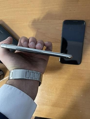 iphone x satiram: IPhone X, Gümüşü, Qırıq — 3