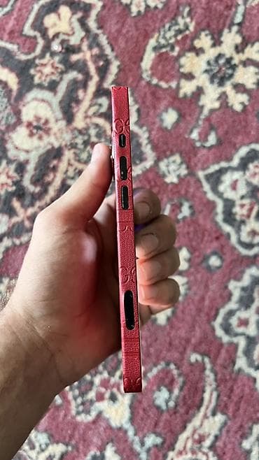 4 reqemli nomre satisi: Məhsul: iPhone üçün qırmızı dizaynlı qoruyucu kabura - Model — 2