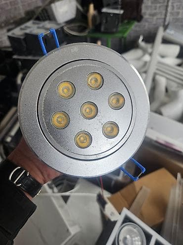 Divar kağızları, oboy: Daxili tavan üçün LED spot işıqlar və kvadrat tip proyektor kasetlər — 2