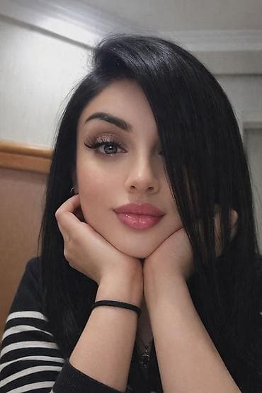 otelde is: 📢 İŞ AXTARIRAM Salam. Resepşn, operator, administrator və menecer — 1