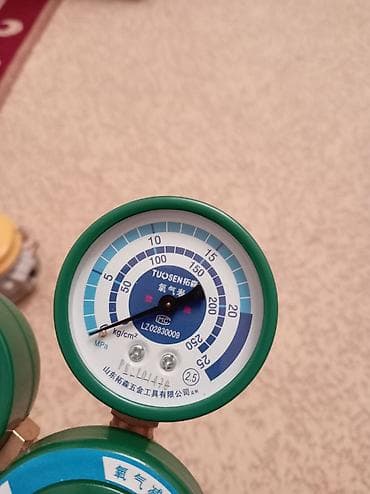 Газовые баллоны: Reduktor qaz 15 azn, аргон 35 azn ünvan Sumqayit — 4