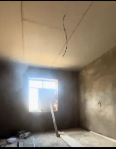 Балконы: Savalanda yola yaxın kupcalı 5 otaxlı isti pol var işıq suyu qazı var — 3