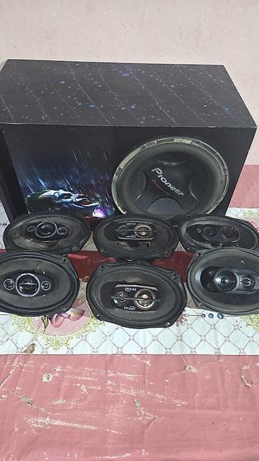 Avtomobil üçün akustik sistem dəsti Məhsul tərkibi: - Pioneer