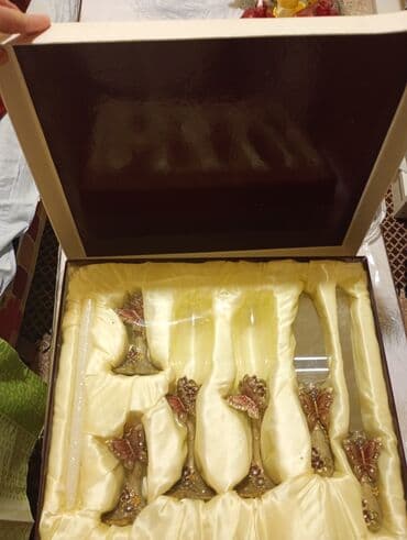 novruz bayrami xoncalari: Salam. Yenidir. Toy üçün. Çox gözəldir realda daha gözəldir. Rəngi — 2