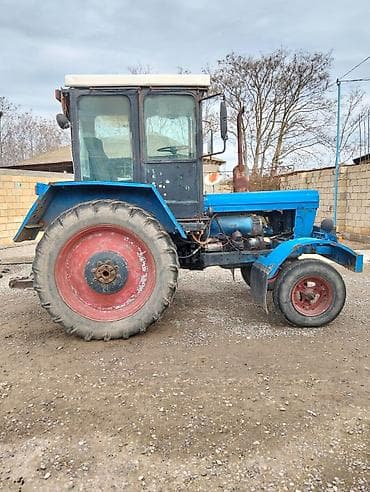 T-28 model 1992-ci il Traktor+ 2 Laped və dırmığ ilə biryerdə satılır