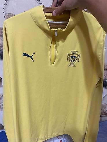 Puma Portugal Futbol Komandası 
real alıcıya endirim olacag