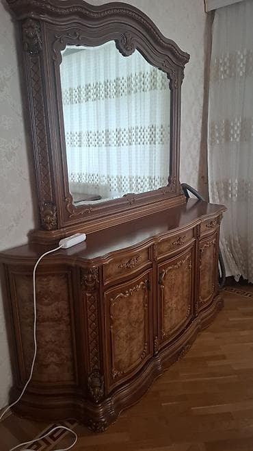 Klassik üslubda qonaq otağı mebel dəsti Münasib qiymətə satılır — 6