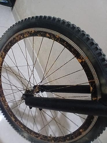 velosipedlər isma: Şəhər və off-road gəzintiləri üçün praktik velosiped - Rəng: ağ — 6
