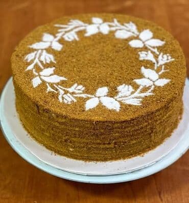 kreditle mebel yigilmasi: Balli tort kiloqramsiz sadece 20 manata. 2kilo 3kilo cekide olur — 5