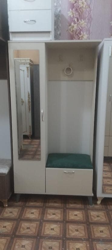 Yeni, 1 qapı, Güzgülü, Bej, Digər material, Açılan, Düz dolab