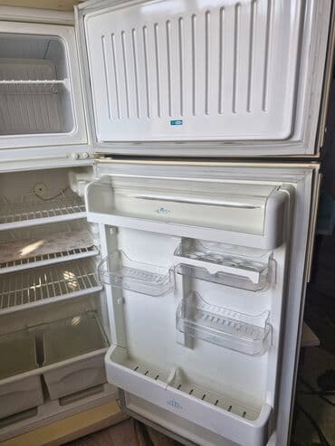 defrost soyuducu: 2 qapılı Stinol Soyuducu Satılır, rəng - Ağ — 1