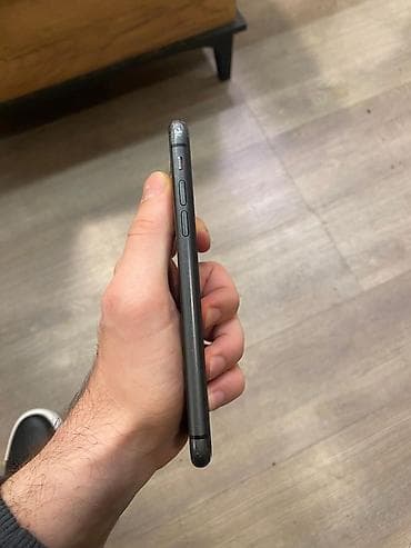 TV və video: IPhone 11, Qara, Face ID — 4