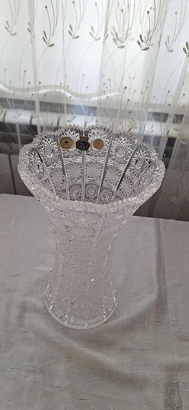 islenmis taxtlar: Tom xrustal 34 sm 200 m — 1