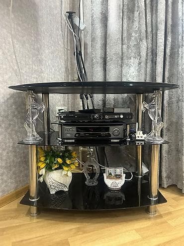 İşlənmiş, Künc Tv altlığı, Polkalı, Şüşəli