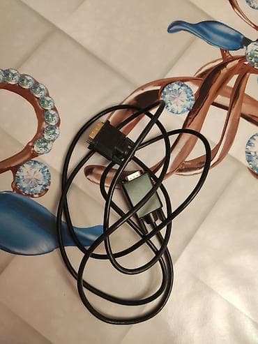 Dvi to vga kabel satılır. Təzədir istifadə olunmayıb. whatsapp